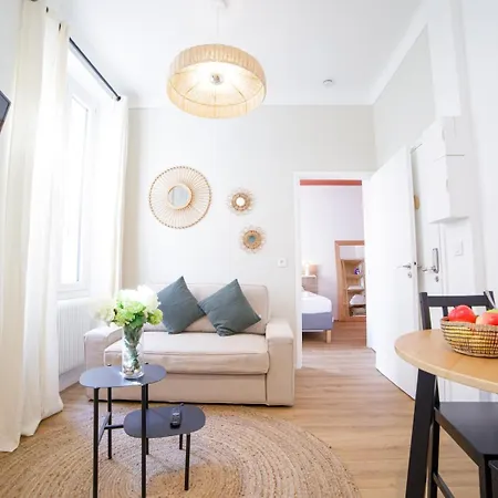 Lumineux Et Renove Centre Apartment *